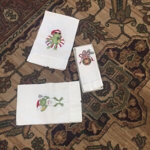 3 pcs of cloth tissues